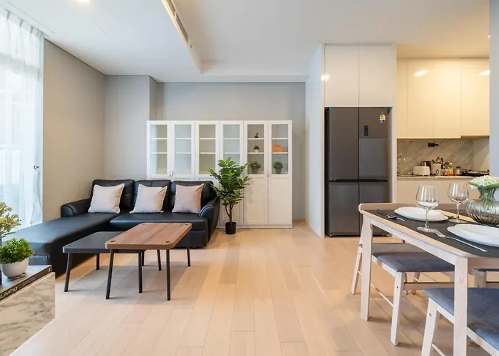 4 Min To Bts L 75 Sqm L Pool And Sauna 曼谷