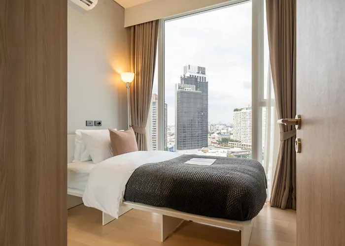 4 Min To Bts L 75 Sqm L Pool And Sauna 公寓 曼谷