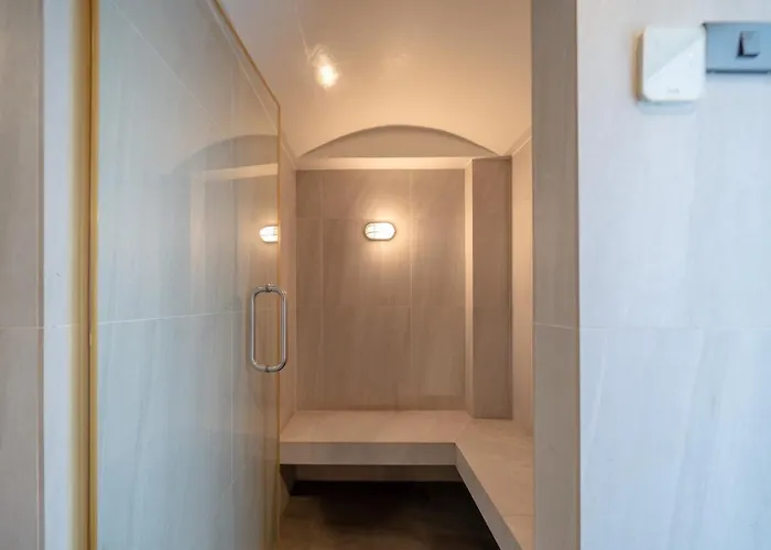 4 Min To Bts L 75 Sqm L Pool And Sauna 公寓 *